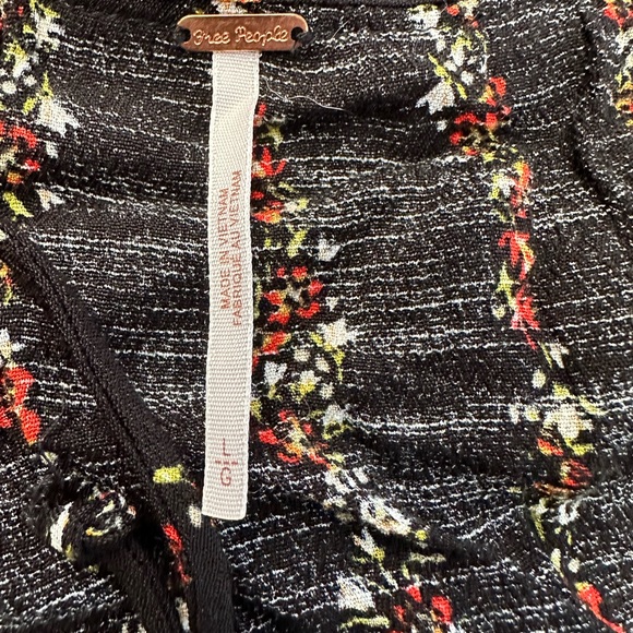 Free People Crop Top And Short Set Black With Floral Design Size Large - Picture 4 of 5
